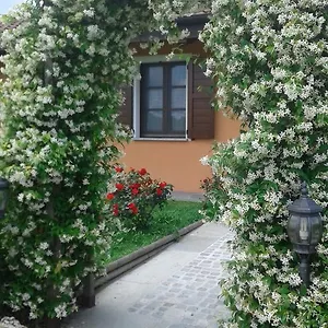 Cascina Aguzza Farm stay